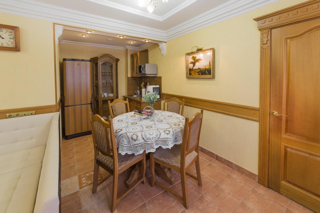 Paradise Hotel Gomel Luaran gambar