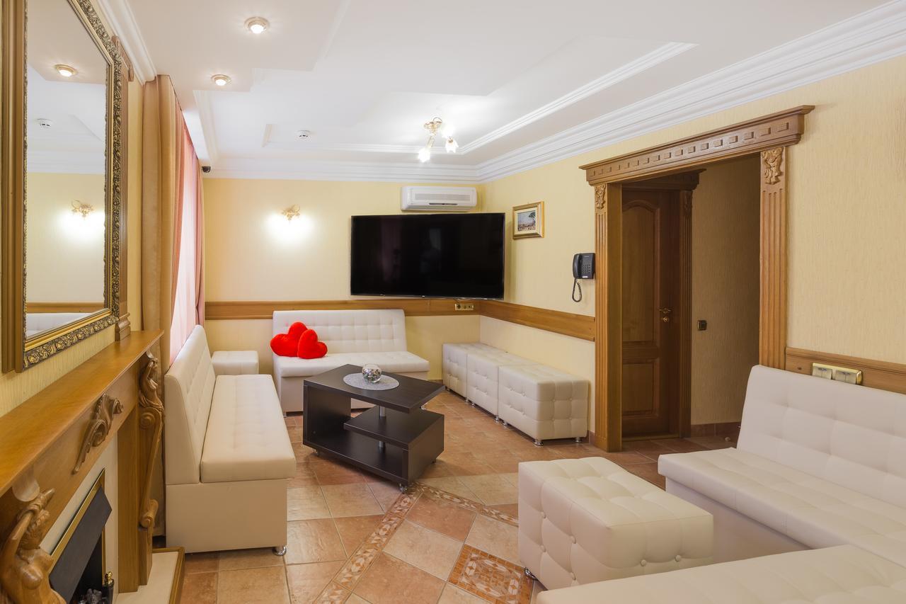 Paradise Hotel Gomel Luaran gambar